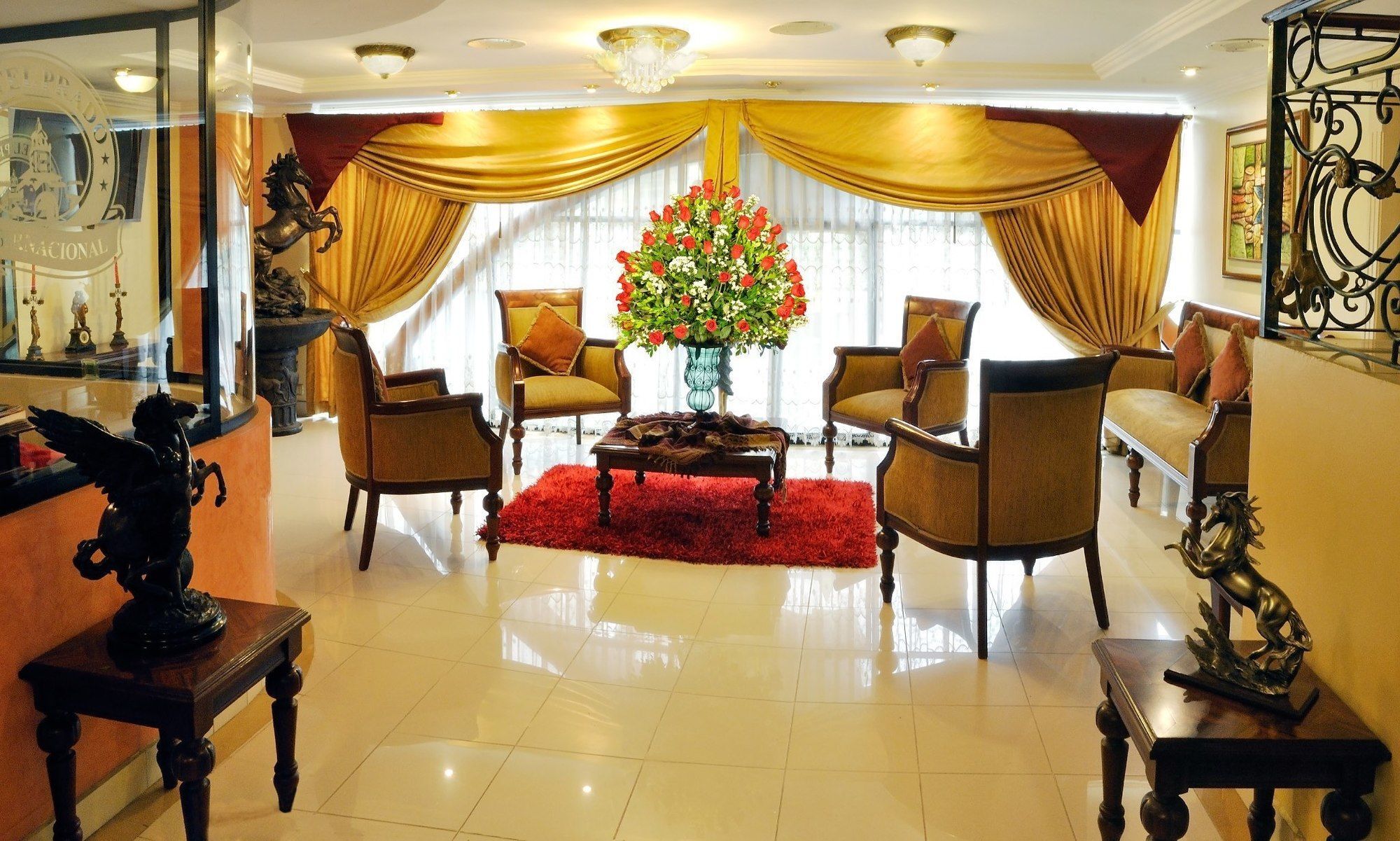Hotel Prado Internacional Loja Εξωτερικό φωτογραφία